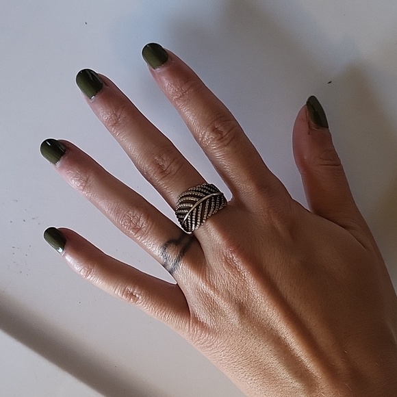 Pandora Feather Ring Sterling Silver size 50 (5) - Picture 2 of 5